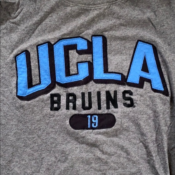 UCLA t-shirt - Picture 3 of 5